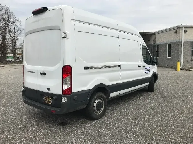 2018 FORD MOTOR COMPANY TRAN250