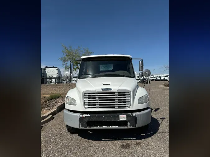 2015 FREIGHTLINER/MERCEDES M2 106