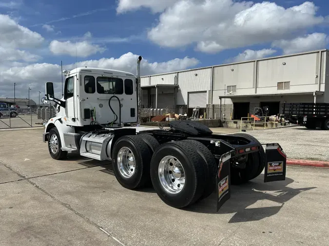 2020 Peterbilt 567