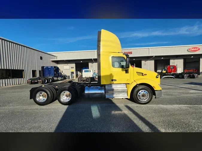 2021 Peterbilt 579