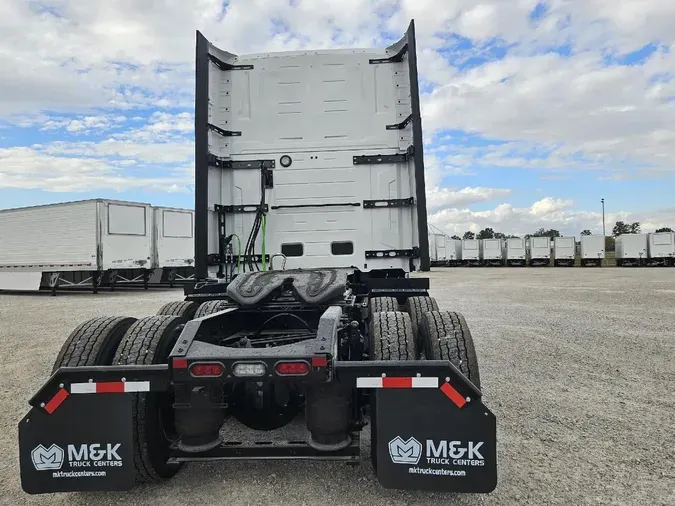 2026 VOLVO VNL64T86088d7c2276da0a535d03130239b1f8424