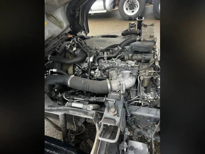 2017 ISUZU NPR