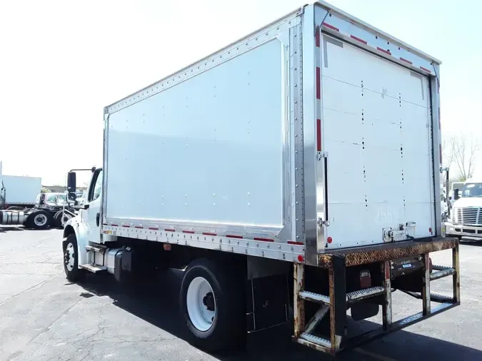2019 FREIGHTLINER/MERCEDES M2 106
