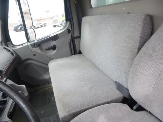 2017 Freightliner Business Class M2 106
