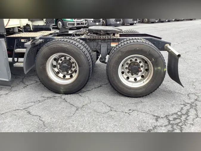 2022 Freightliner Cascadia 126