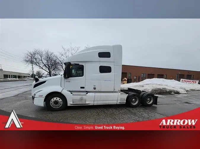 2021 VOLVO VNL64T760