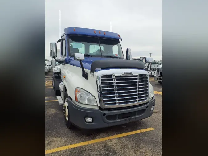 2019 FREIGHTLINER/MERCEDES CASCADIA 125