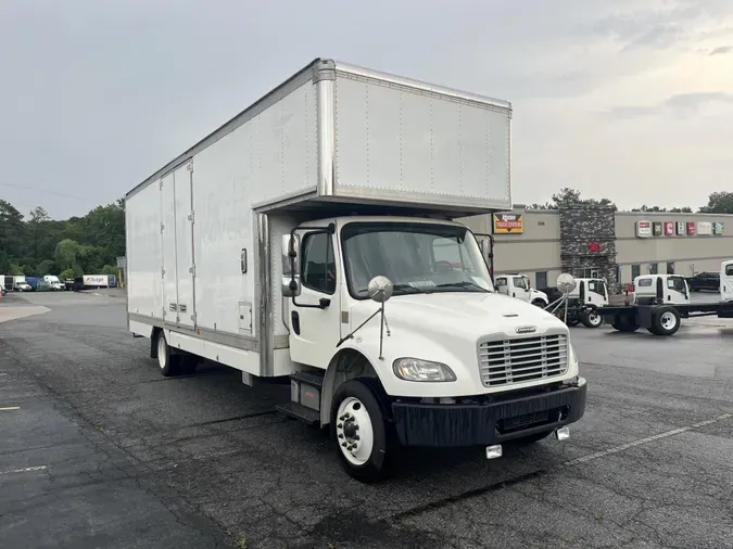 2020 Freightliner Business Class M2 106