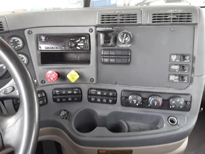 2018 FREIGHTLINER CASCADIA 113