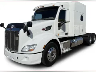 2022 Peterbilt 579
