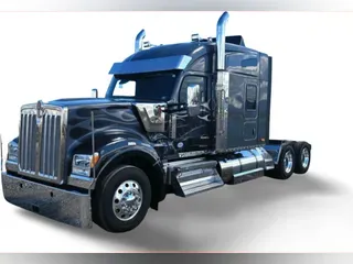 2024 Kenworth W990