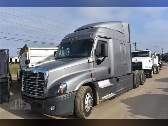 2017 FREIGHTLINER CASCADIA 125