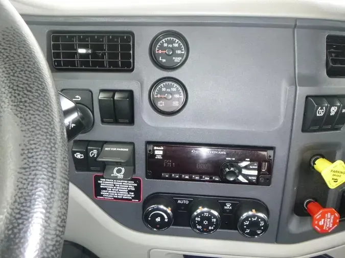 2021 Peterbilt 579