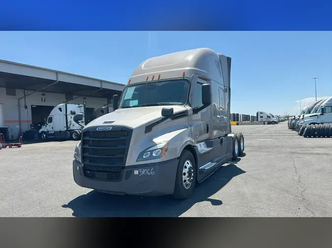 2024 Freightliner Cascadia 126