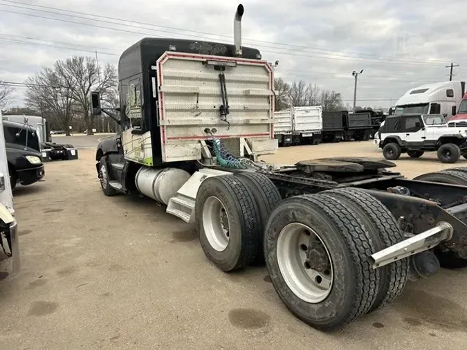 2010 KENWORTH T660