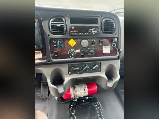 2020 Freightliner Business Class M2 106