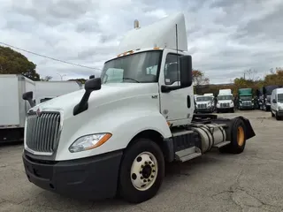 2021 NAVISTAR INTERNATIONAL LT625 DAYCAB S/A