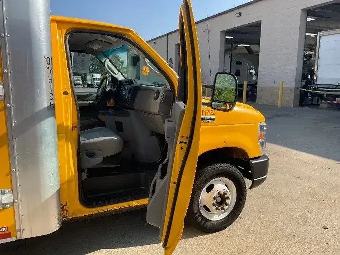 2019 Ford Motor Company E350