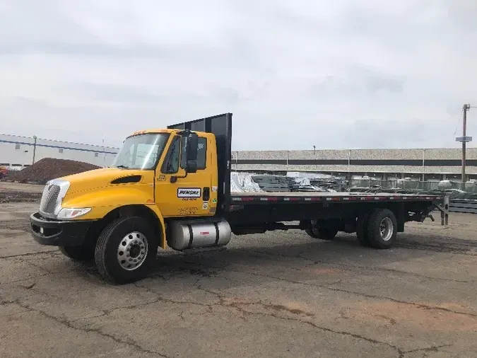 2016 INTERNATIONAL 4300