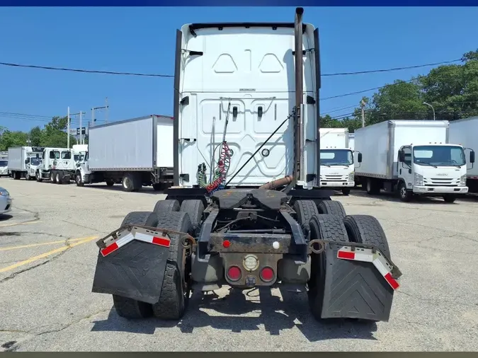 2020 FREIGHTLINER CASCADIA 125