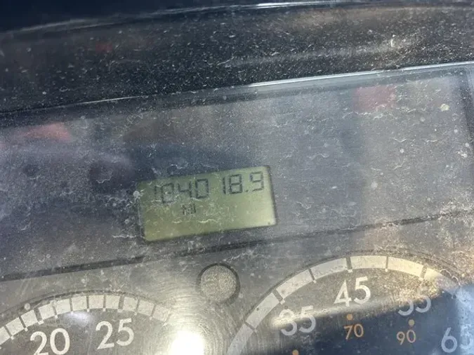 2012 FREIGHTLINER BUSINESS CLASS M2 106