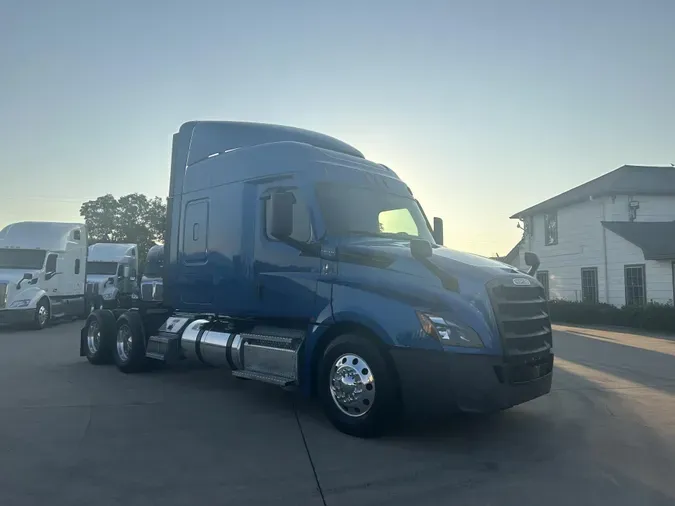 2020 Freightliner Cascadia