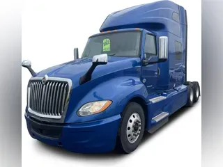 2020 International LT625