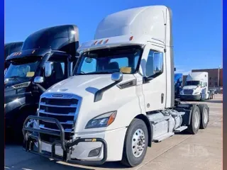 2023 FREIGHTLINER CASCADIA 116