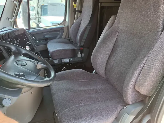 2020 FREIGHTLINER/MERCEDES CASCADIA 125