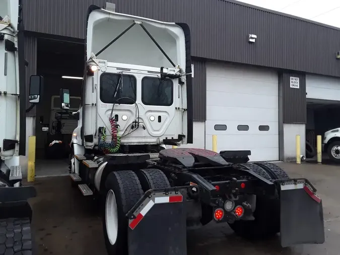 2018 FREIGHTLINER/MERCEDES CASCADIA 113