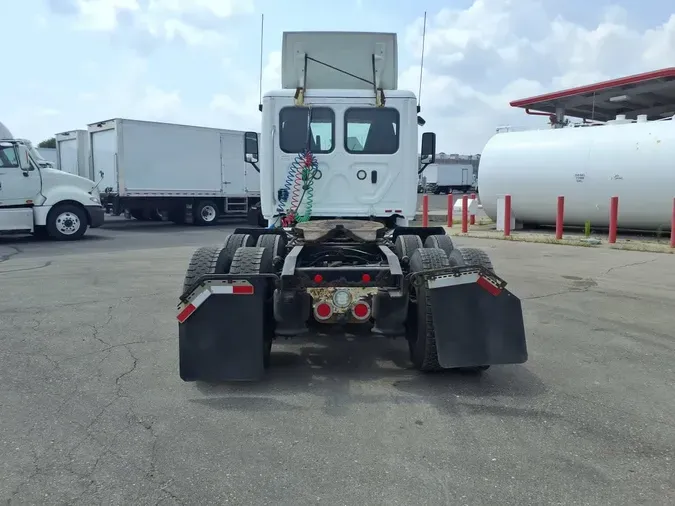 2019 FREIGHTLINER/MERCEDES CASCADIA 125891bdc085667b4a19de2d9cfcdf2f2ac