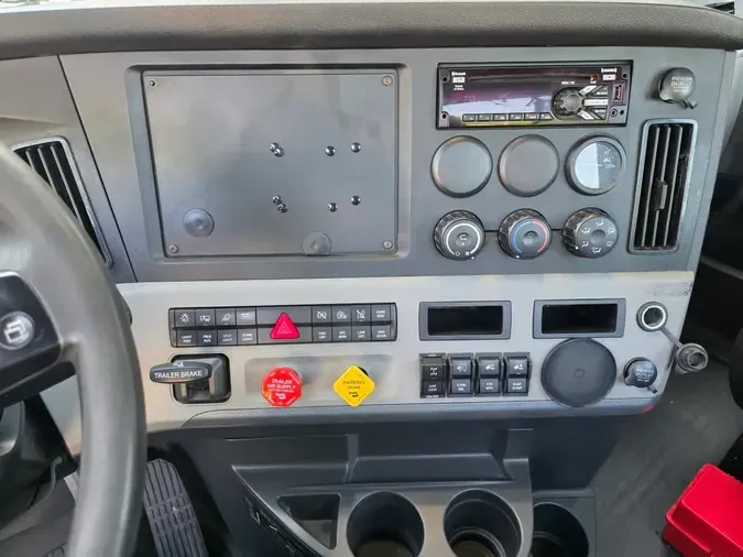 2019 FREIGHTLINER NEW CASCADIA 116
