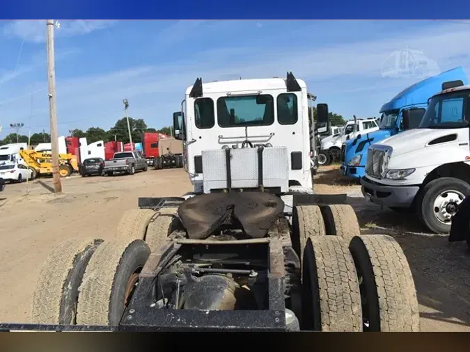 2016 PETERBILT 579