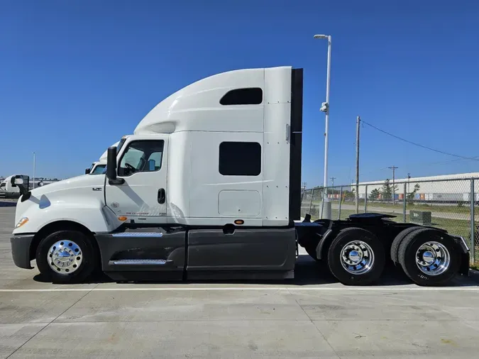 2022 International LT625