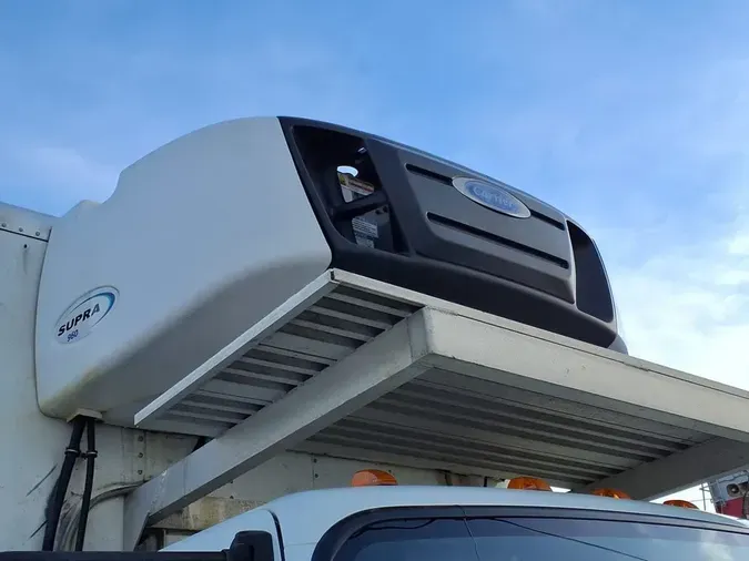 2020 FREIGHTLINER/MERCEDES M2 106