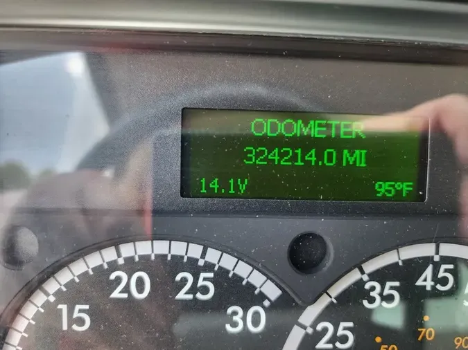 2018 FREIGHTLINER M2 106
