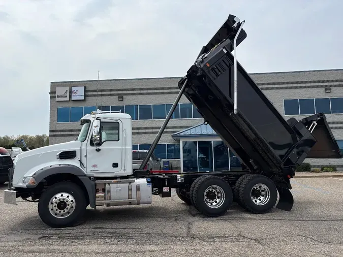 2027 MACK Granite GR64B