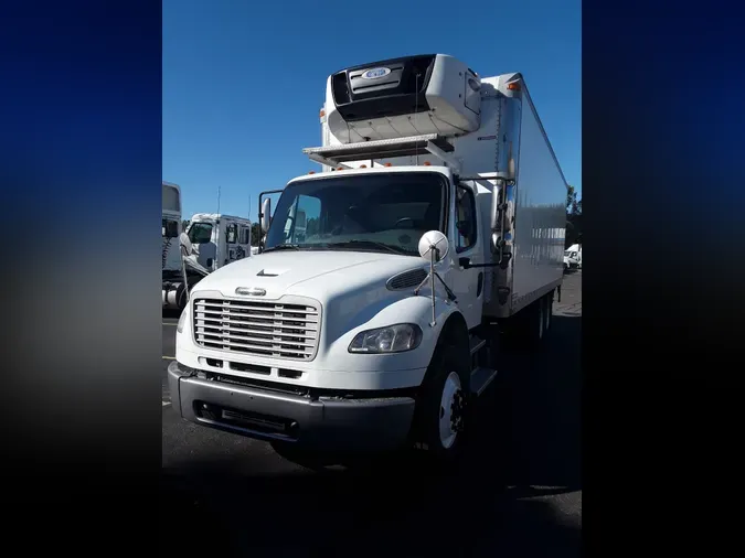 2017 FREIGHTLINER/MERCEDES M2 106