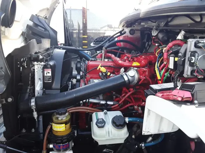 2021 FREIGHTLINER/MERCEDES M2 106892adc17807794b16ab7f795f5816125