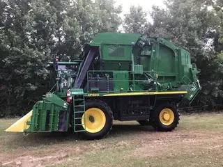 2019 John Deere CP690