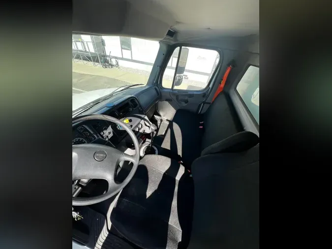 2019 FREIGHTLINER/MERCEDES M2 106892c1964d21bb83d517c1e658965f1a3