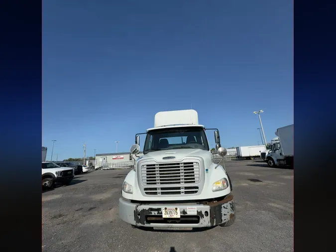 2017 FREIGHTLINER/MERCEDES M2-112