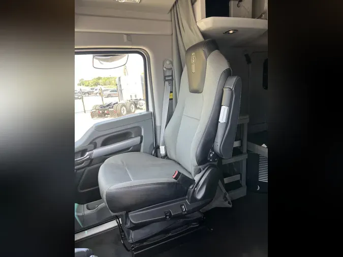 2021 Kenworth T680