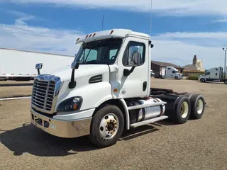 2016 FREIGHTLINER/MERCEDES CASCADIA 113