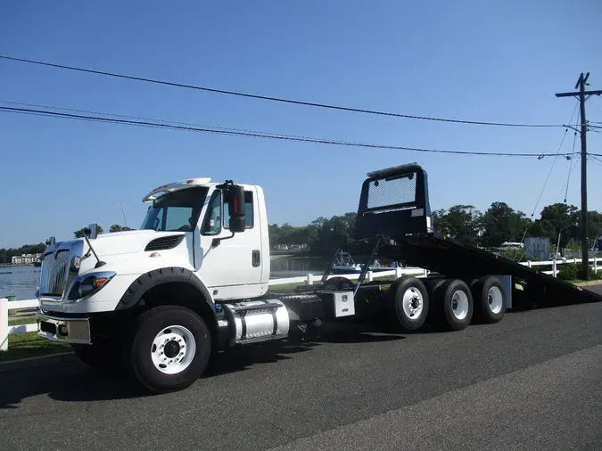 2016 INTERNATIONAL 7600