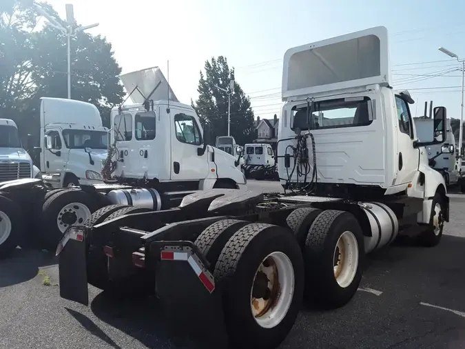 2019 NAVISTAR INTERNATIONAL LT625 DAYCAB T/A