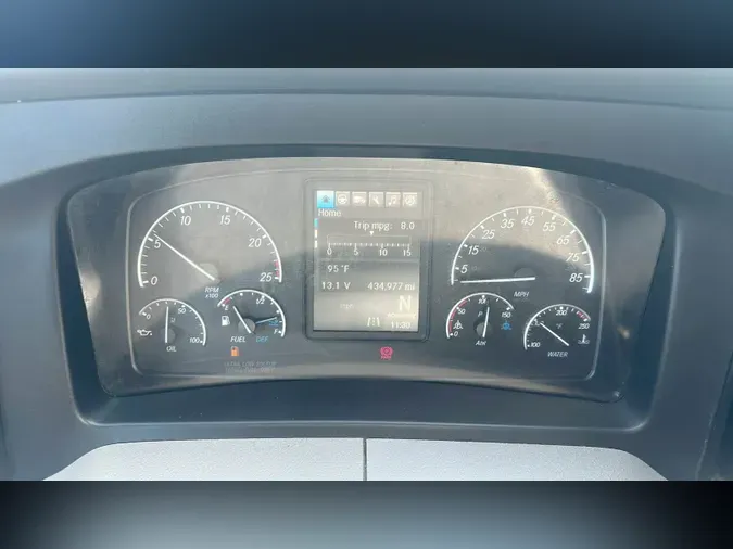 2020 Freightliner Cascadia 126