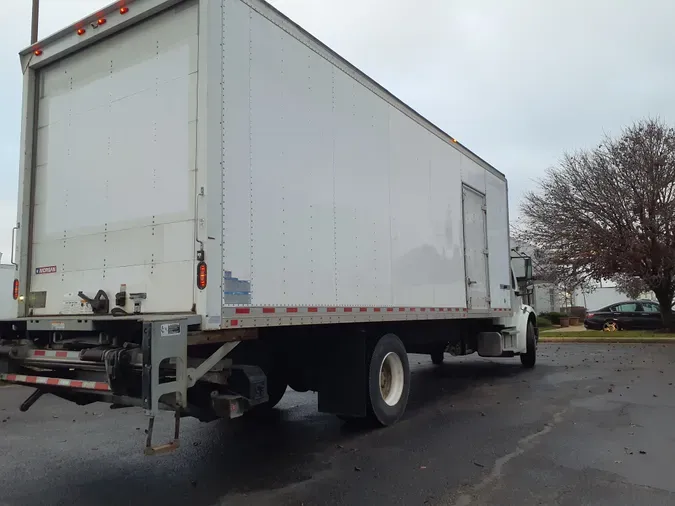 2018 FREIGHTLINER/MERCEDES M2 106