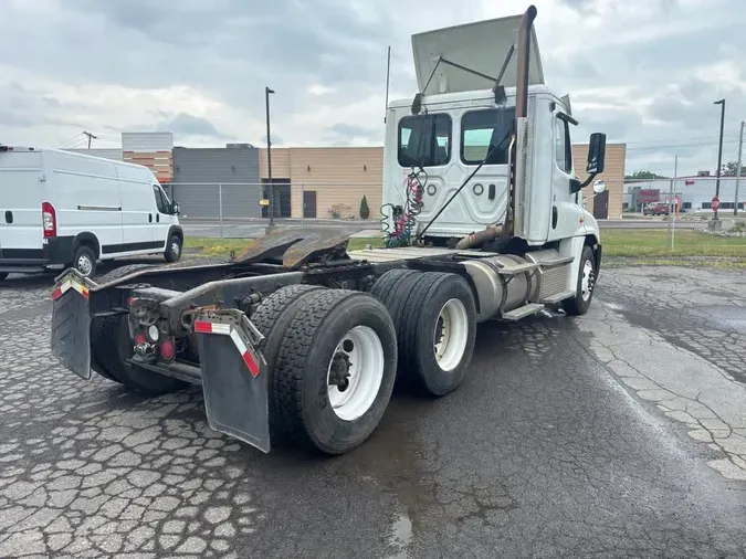 2019 FREIGHTLINER/MERCEDES CASCADIA 125