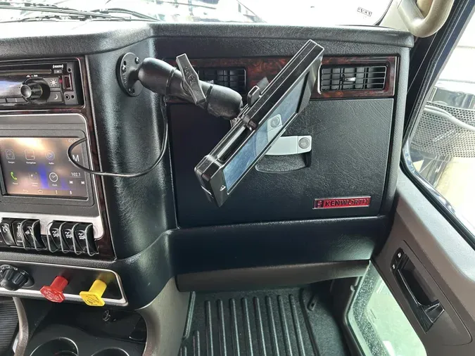 2016 Kenworth W900